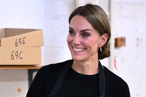Dutt stylen ganz ohne Haargummi
