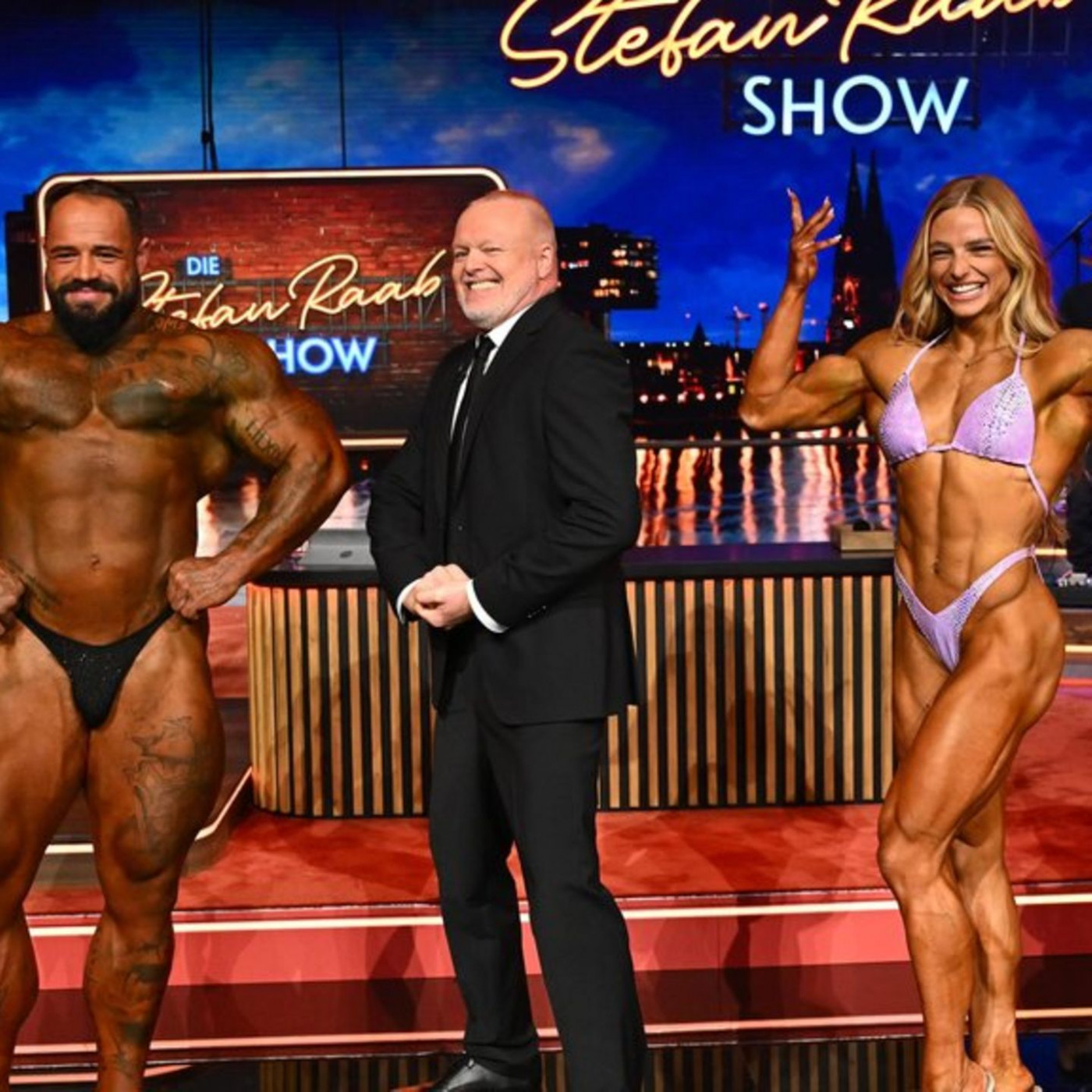Muskeln so weit das Auge reicht: So war die "Stefan Raab Show"