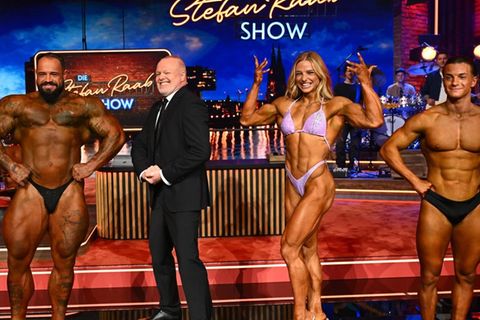 Muskeln so weit das Auge reicht: So war die "Stefan Raab Show"
