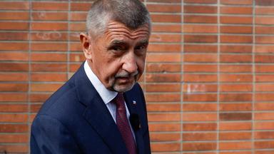 Babis-Partei liegt klar vorn