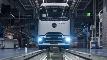 Einbruch in der Autobranche: Industrieproduktion sinkt deutlich