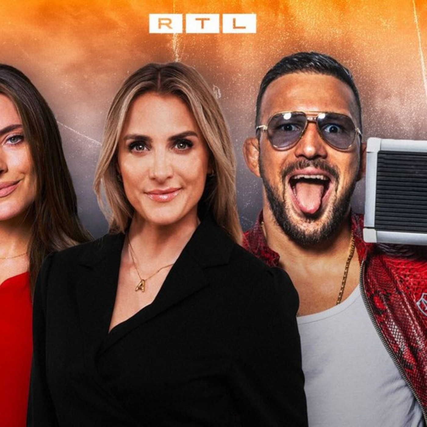 Sophia Thomalla und Anna Kraft live am Mikro