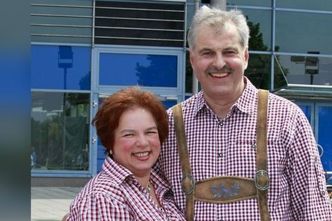 "Bauer sucht Frau"-Kultpaar Anja und Bruno bei "Bares für Rares"