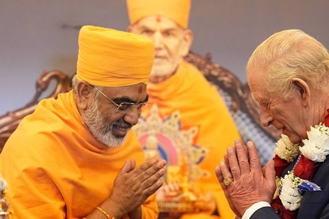 Tempel-Besuch sorgt für Begeisterung