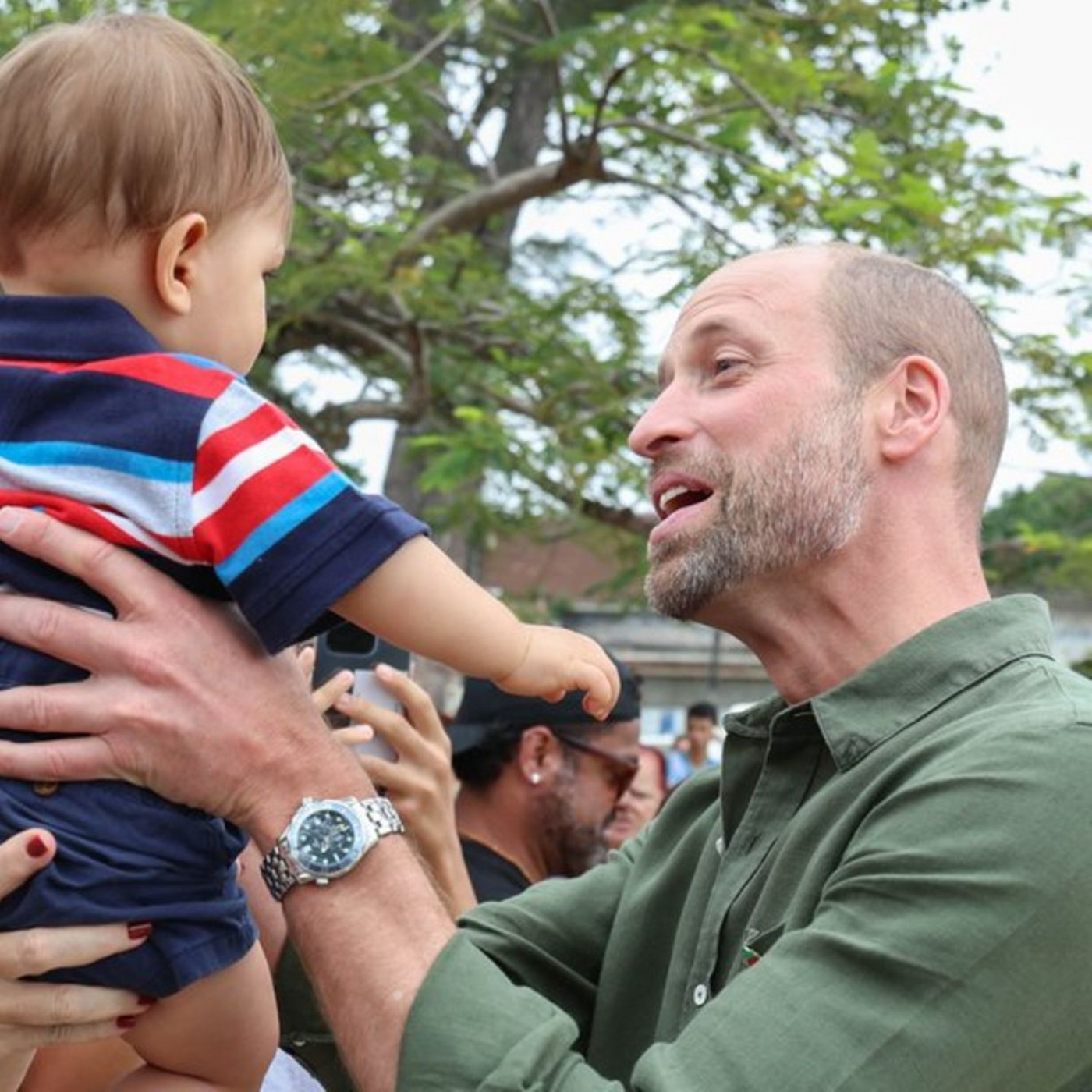 Liebevoller Baby-Moment in Brasilien