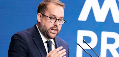 Reporter Paul Ronzheimer erhält Preis für Pressefreiheit