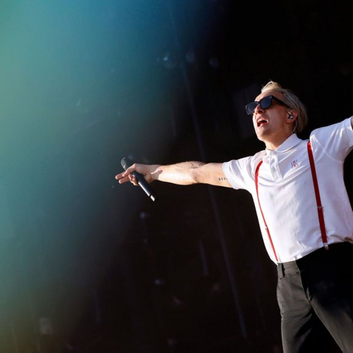 Kraftklub tritt im Supermarkt auf