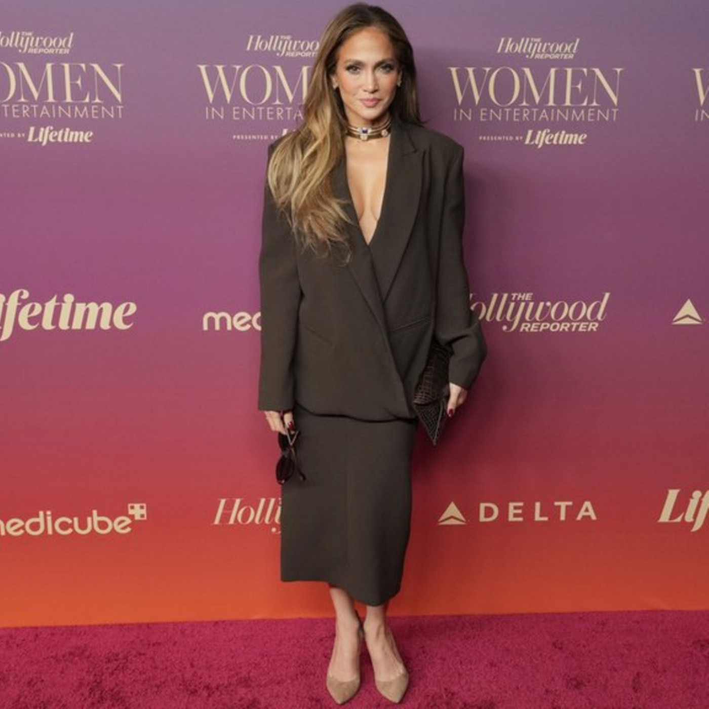 Sie setzt auf Business-Look mit Twist