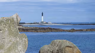 Forscher entdecken 7000 Jahre alte Mauer aus der Steinzeit im Atlantik