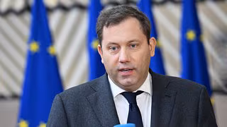 Klingbeil bleibt vorsichtig bei Truppen-Frage f&uuml;r Ukraine