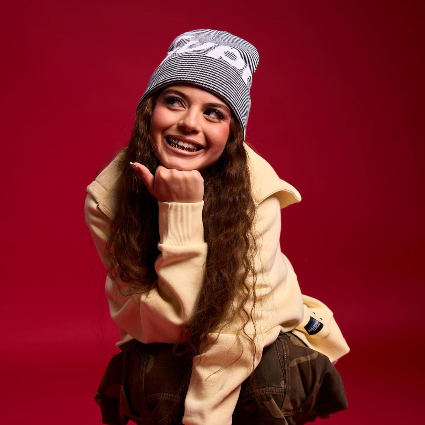 Warum Bundeskanzler Merz die Rapperin Zah1de lieben m&uuml;sste