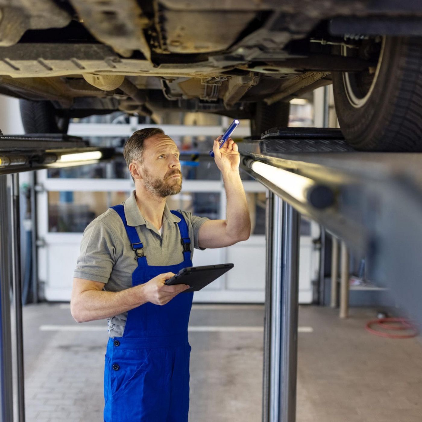 Hohe Kosten: Wegen solcher Kleinigkeiten fallen Autos durch den T&Uuml;V