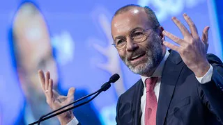 EVP-Chef Weber will deutsche Soldaten unter europ&auml;ischer F&uuml;hrung in der Ukraine