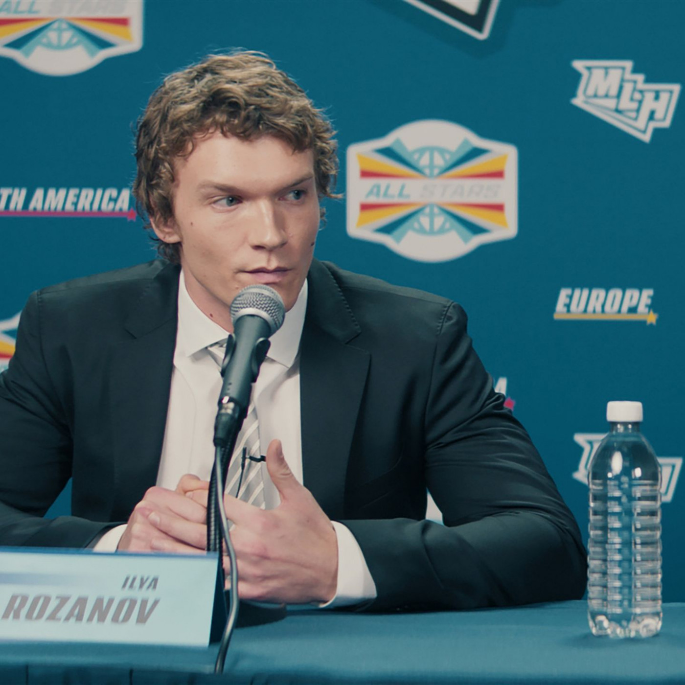 H&uuml;bsche M&auml;nner, hei&szlig;er Sex? Warum Frauen "Heated Rivalry" lieben