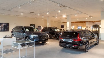 Mehr Fl&auml;che, neue Marke: Kr&uuml;ll er&ouml;ffnet Standort Harburg neu