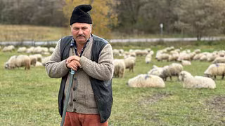 Zwischen Schutz und Risiko: Wie ein Nato-St&uuml;tzpunkt ein rum&auml;nisches Dorf ver&auml;ndert