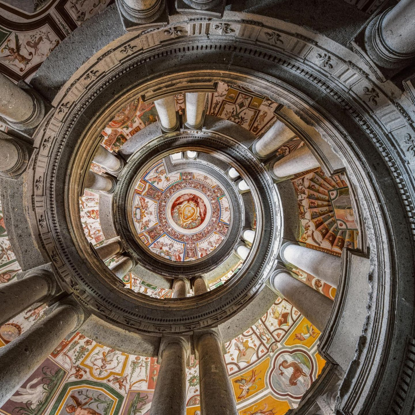 Ein spektakul&auml;rer Blick hinter die Mauern italienischer Palazzi
