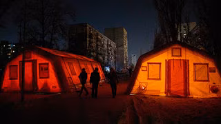 Toter und Verletzte bei Angriffen auf Kiew und Charkiw