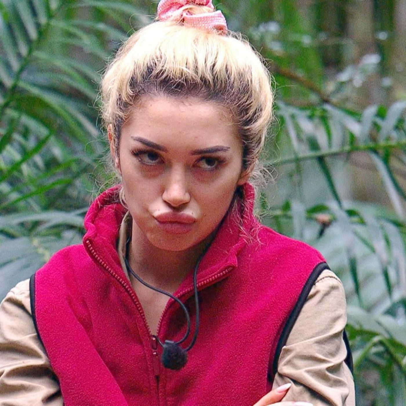 Schweizerin Ariel will aus allen die Wahrheit rausquetschen