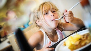 Tschechien: Kulturkampf ums Schulessen