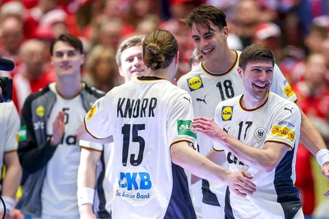 DHB-Herren siegen gegen das Dschungelcamp