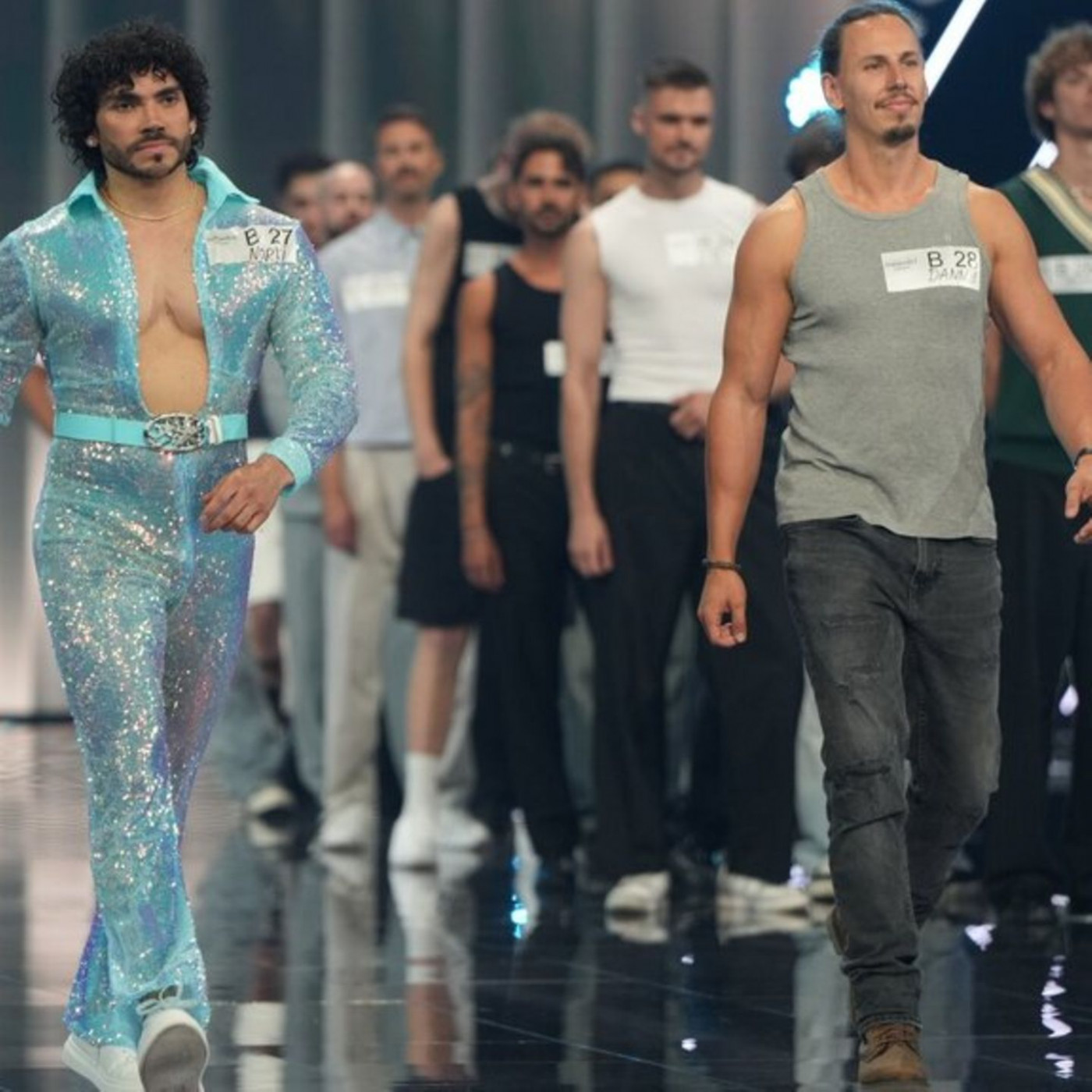 Handballer, Silberr&uuml;cken, Kuhbesamer &ndash; und Heidi bl&auml;st Laub