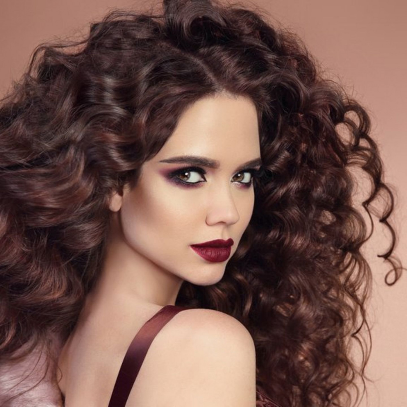 Verf&uuml;hrerisches Make-up f&uuml;r das Date