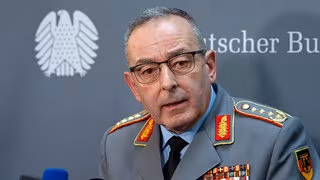 Britische und deutsche Spitzen-Milit&auml;rs warnen vor zunehmender russischer Schlagkraft