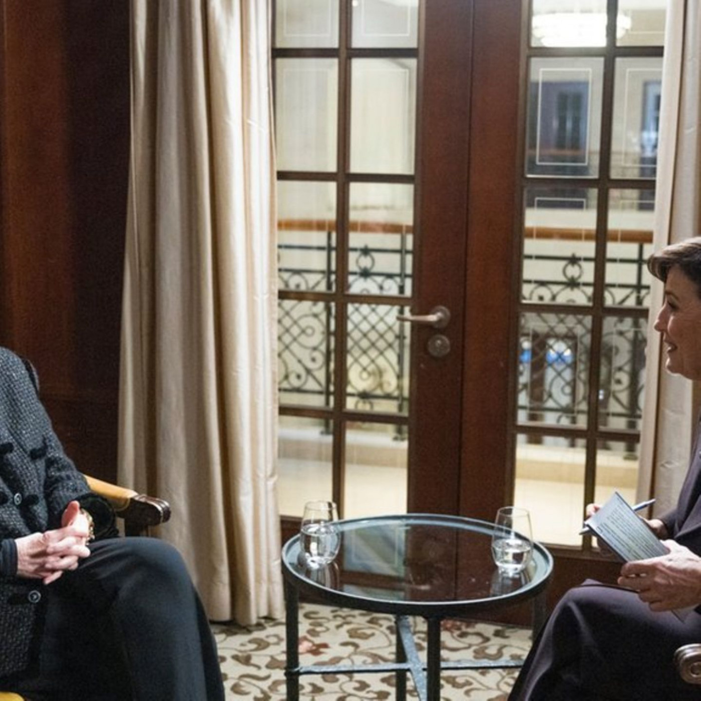 Sie spricht offen &uuml;ber Epstein-Vorw&uuml;rfe