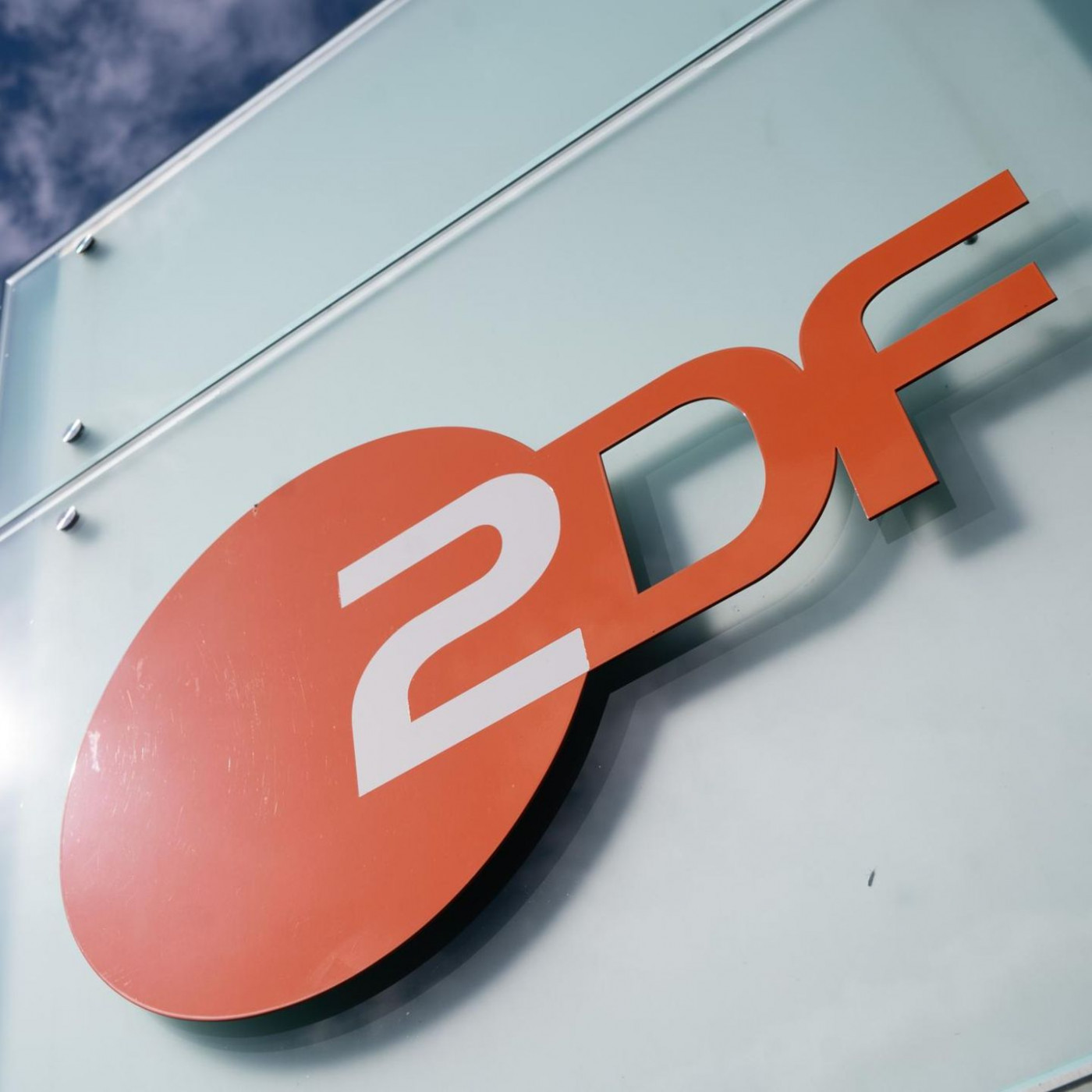 ZDF entschuldigt sich im &bdquo;Heute-Journal&rdquo; bei Zuschauern